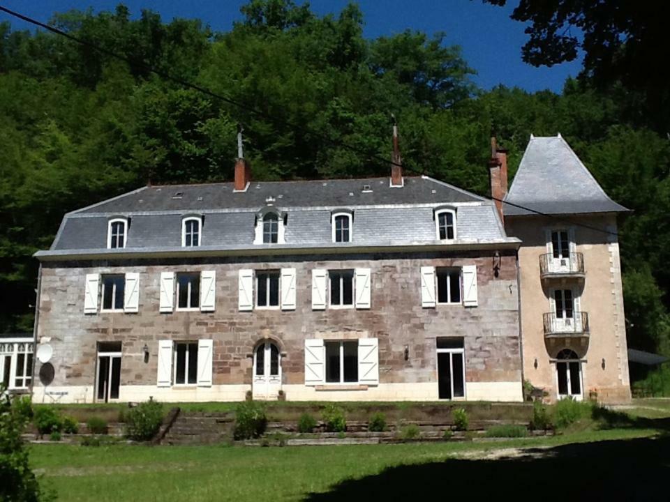 Brignac-la-Plaine La Tour Du Chambon 아파트 외부 사진